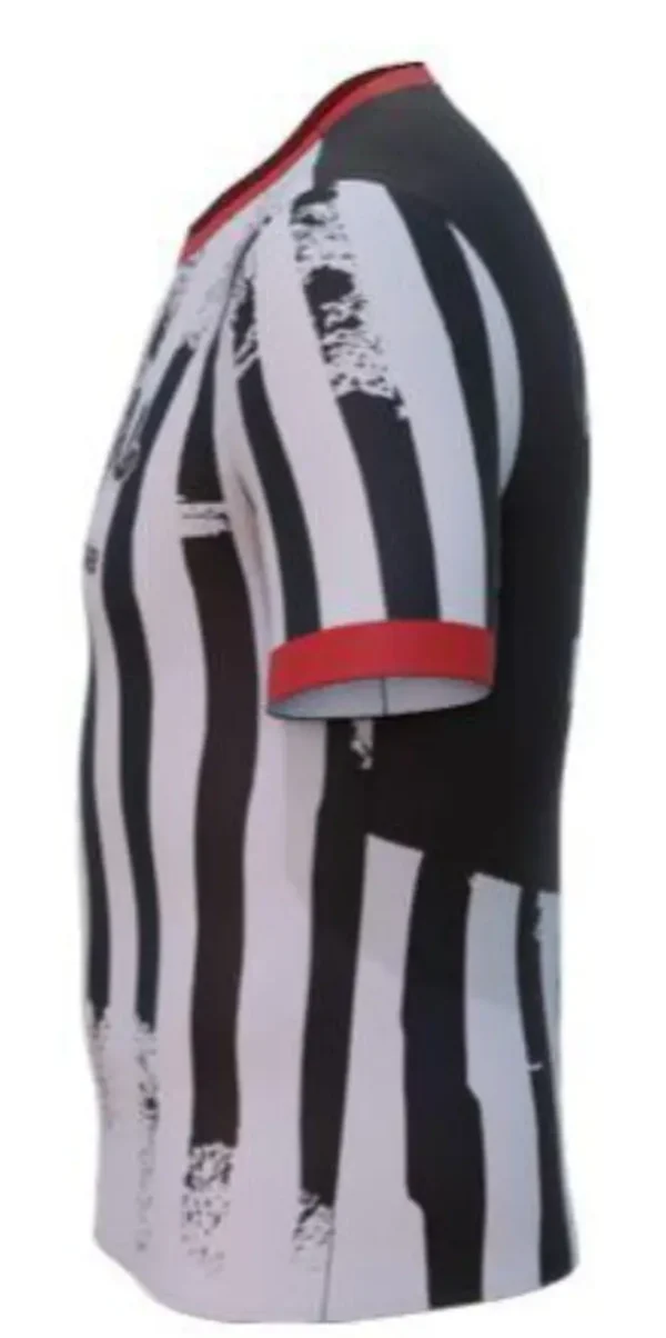 Camiseta rayas negro blanco - Imagen 4